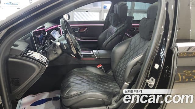 Mercedes-Benz S-Class 2023 — Photo 13/20