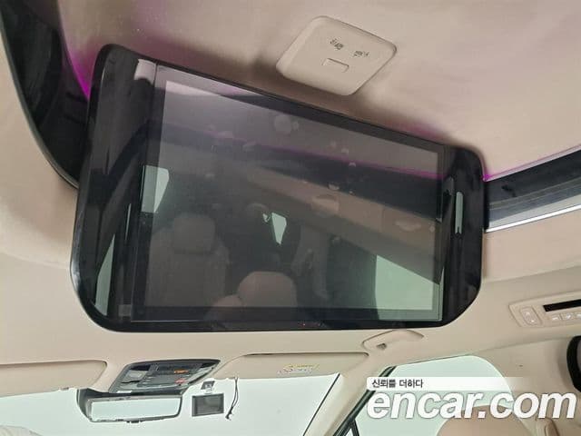 Kia Carnival 2024 — Şəkil 15/20