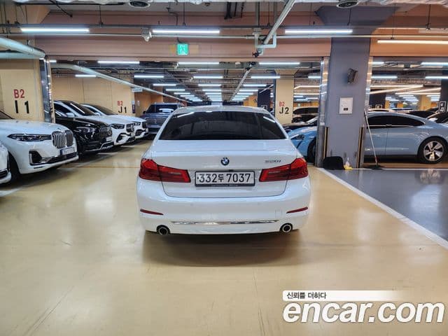 BMW 5 Series 2018 — Şəkil 4/20