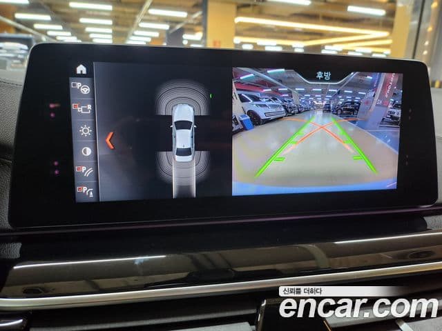BMW 5 Series 2018 — Şəkil 18/20