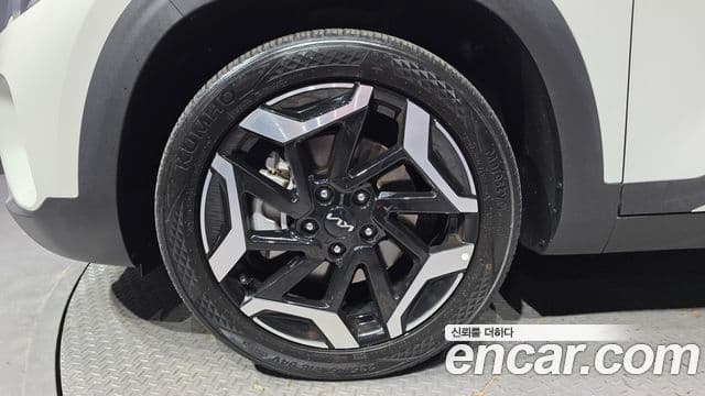 Kia Seltos 2024 — Şəkil 5/20