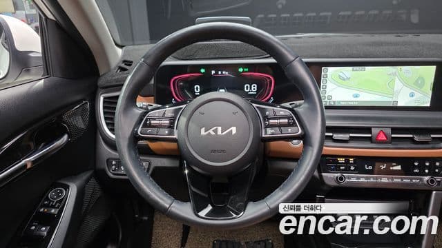 Kia Seltos 2024 — Şəkil 13/20