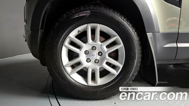 Land Rover Defender 2020 — Photo 19/20