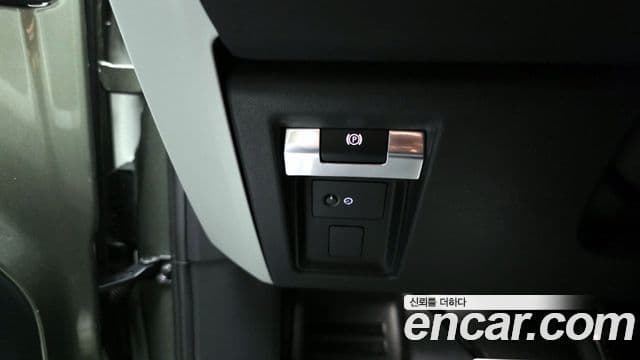 Land Rover Defender 2020 — Photo 20/20