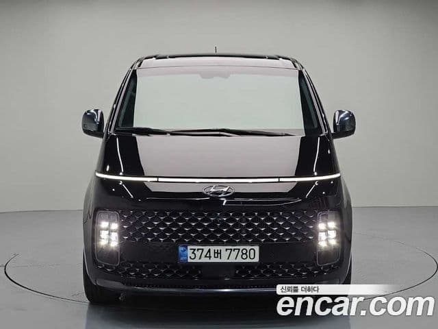 Hyundai Staria 2021 — Şəkil 1/19