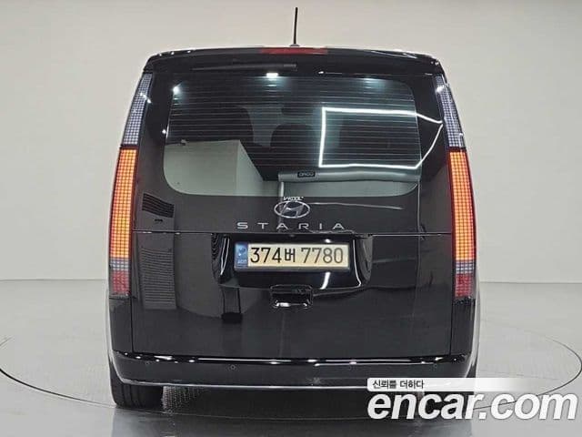Hyundai Staria 2021 — Şəkil 2/19