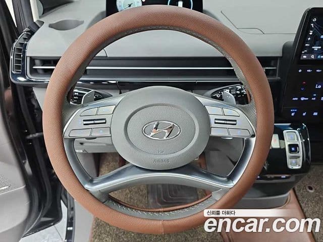 Hyundai Staria 2021 — Şəkil 8/19