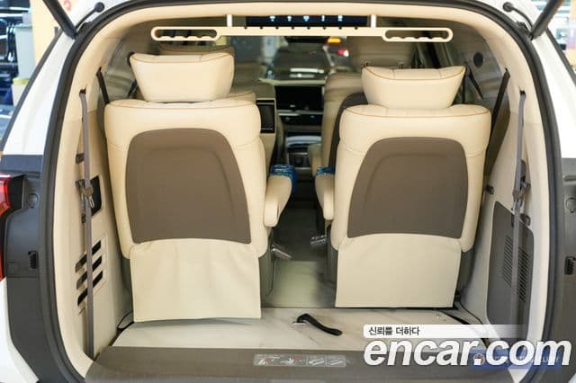Kia Carnival 2025 — Фото 15/20