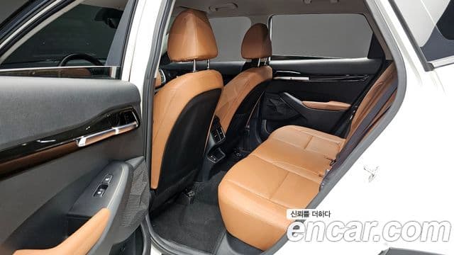 Kia Seltos 2022 — ფოტო 11/20