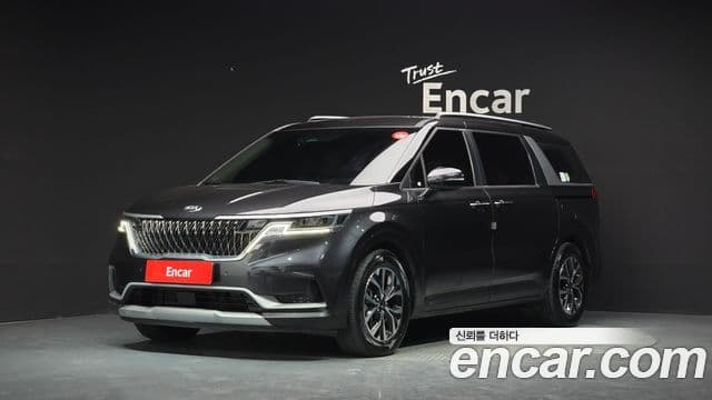 Kia Carnival 2021 — Фото 1/20