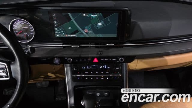 Kia Carnival 2021 — Фото 12/20