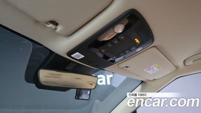 Kia Carnival 2021 — Фото 16/20