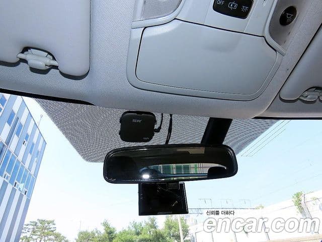 Toyota Prius 2018 — Şəkil 7/18