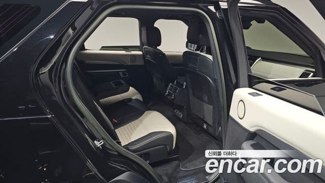 Land Rover Discovery 5 2023 — Şəkil 11/20