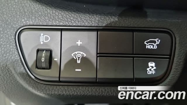 Kia Seltos 2025 — Şəkil 12/16