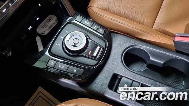 Kia Seltos 2025 — Şəkil 14/16
