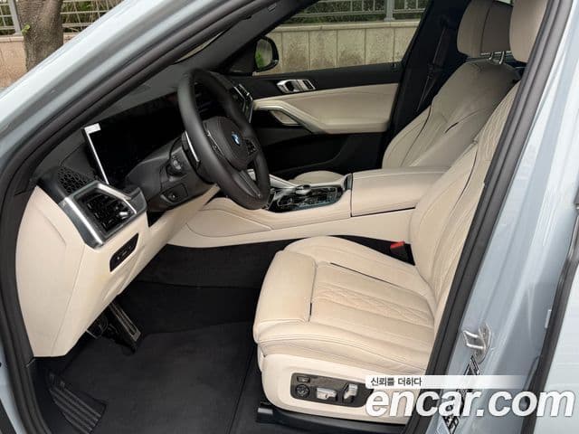 BMW X6 2025 — ფოტო 8/20