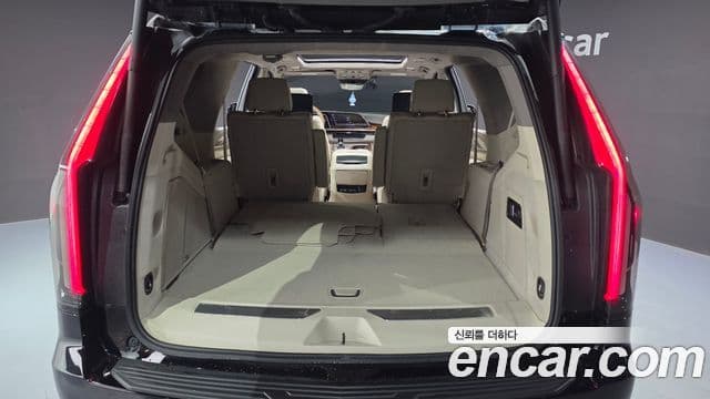 Cadillac Escalade 2022 — Şəkil 18/20