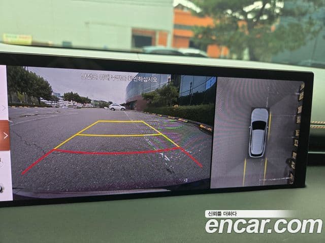 Genesis GV70 2024 — ფოტო 16/20