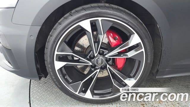 Audi A5 2022 — ფოტო 5/20