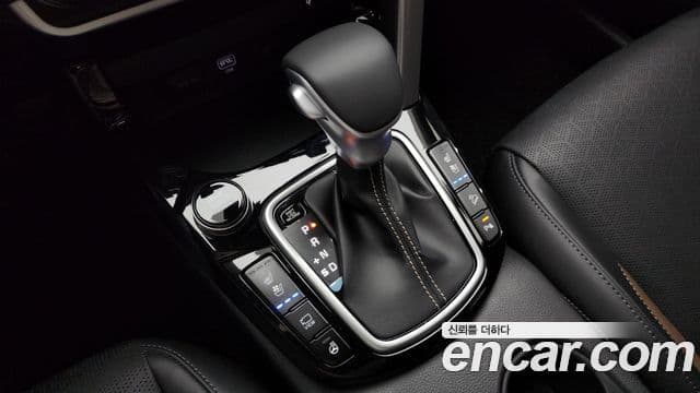 Kia Seltos 2021 — ფოტო 9/20
