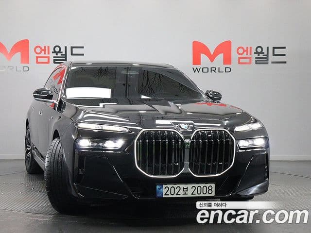 BMW 7 Series 2022 — Şəkil 3/20