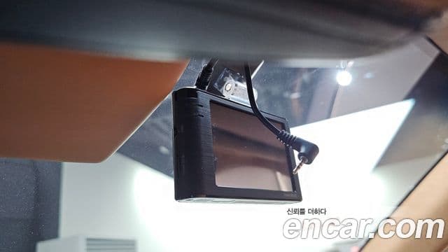 Genesis GV80 2023 — Photo 25/35