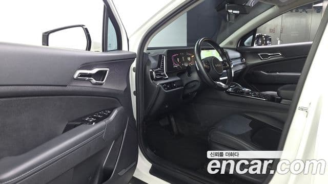 Kia Sportage 2023 — Фото 10/20