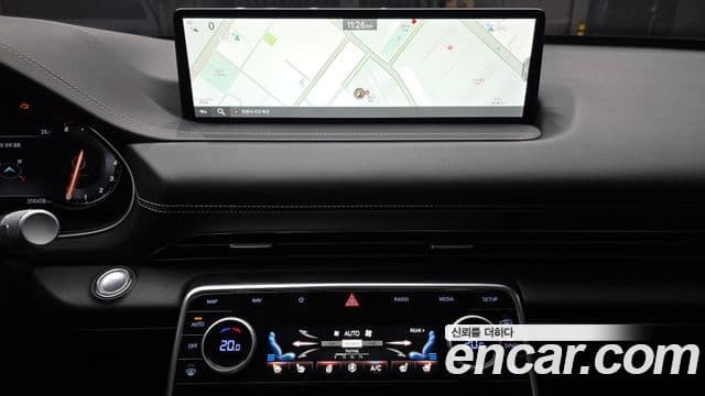Genesis GV80 2022 — Şəkil 14/20