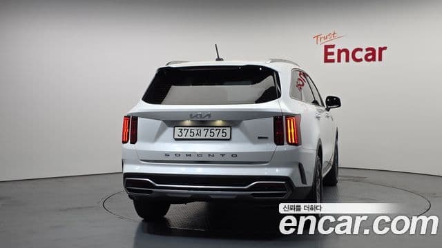 Kia Sorento 2022 — Şəkil 4/20