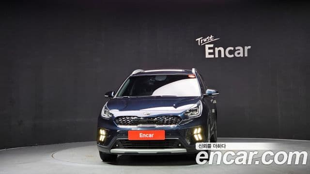 Kia Niro 2019 — Фото 3/20