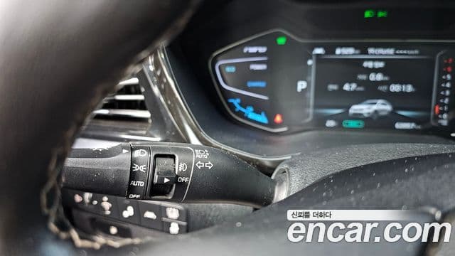 Kia Niro 2019 — Фото 17/20