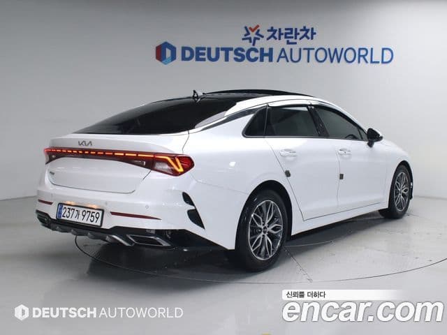 Kia K5 2021 — Şəkil 1/20