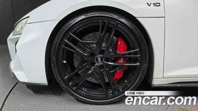 Audi R8 2019 — Photo 25/29