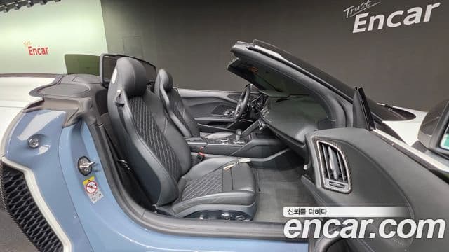 Audi R8 2019 — Photo 12/29