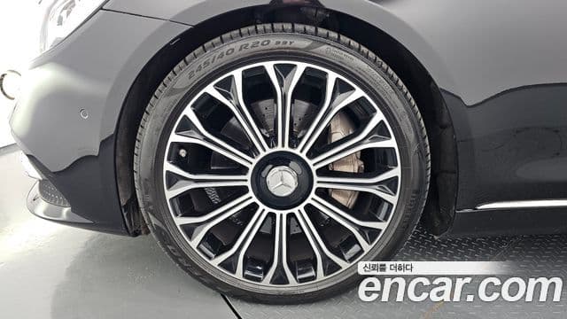 Mercedes-Benz S-Class 2019 — ფოტო 4/20