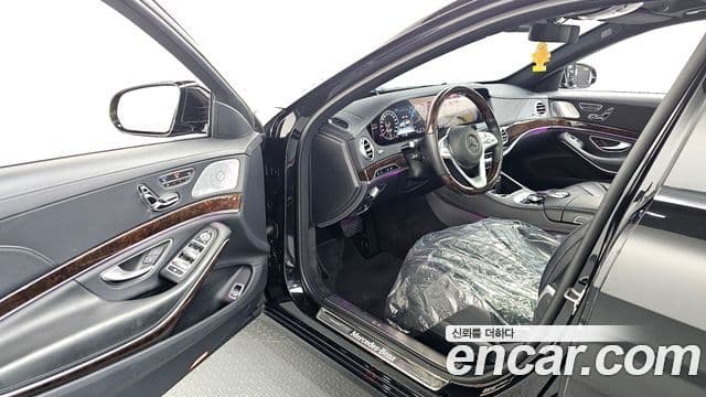 Mercedes-Benz S-Class 2019 — ფოტო 8/20
