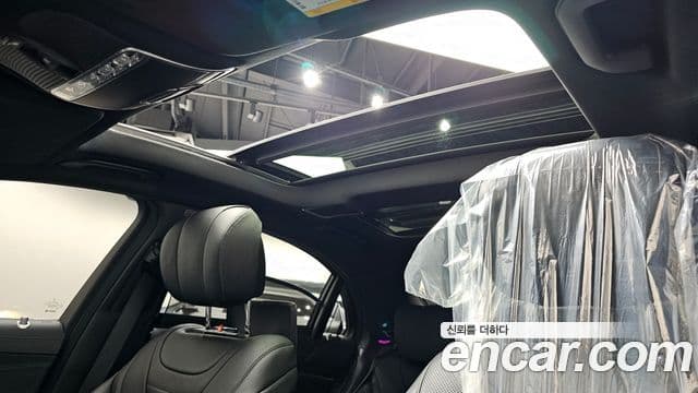 Mercedes-Benz S-Class 2019 — ფოტო 15/20
