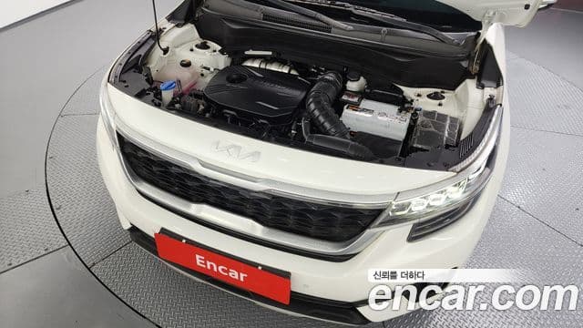 Kia Seltos 2022 — Şəkil 6/20