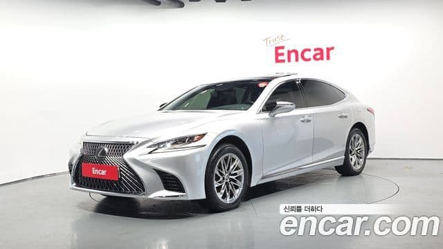 Lexus LS500 2018 — ფოტო 1/20