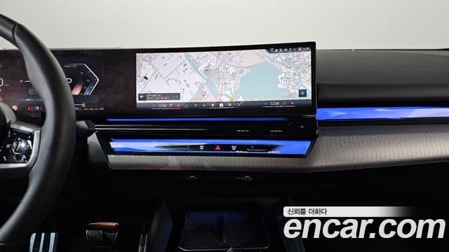 BMW 5 Series 2024 — ფოტო 12/20