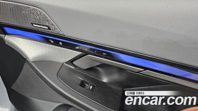 BMW 5 Series 2024 — ფოტო 20/20