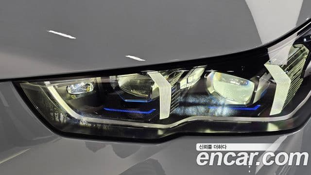 BMW 5 Series 2024 — Photo 2/41