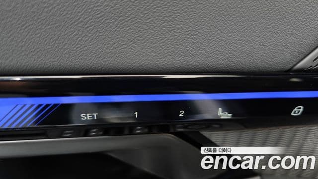 BMW 5 Series 2024 — Photo 18/41