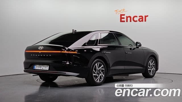 Hyundai Grandeur 2023 — Şəkil 2/20