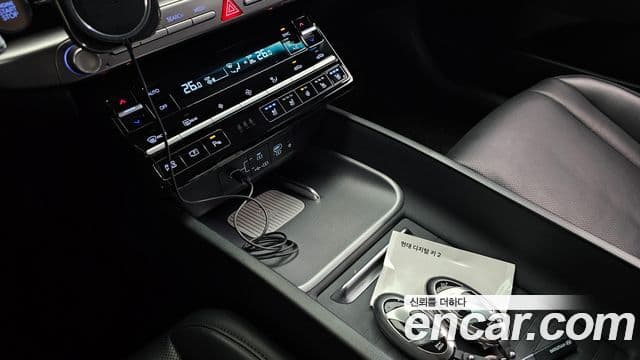 Hyundai Grandeur 2023 — Şəkil 17/20