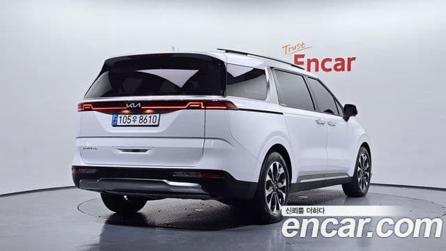 Kia Carnival 2023 — Şəkil 2/20