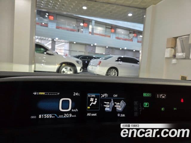 Toyota Prius 2019 — Şəkil 1/19