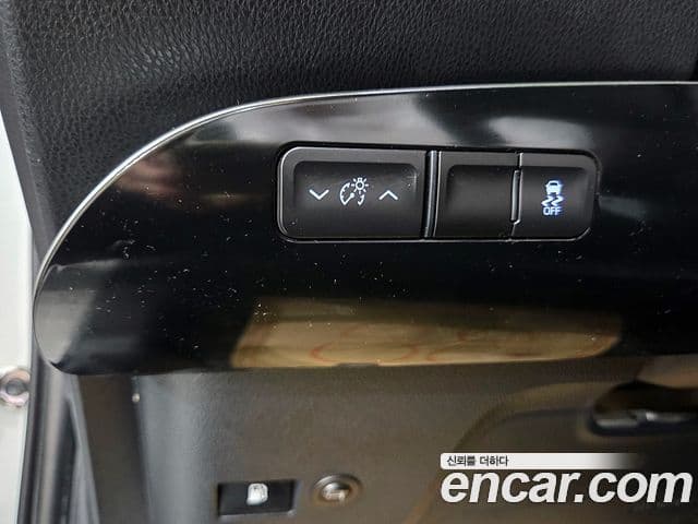 Toyota Prius 2019 — Şəkil 3/19