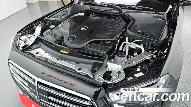 Mercedes-Benz E-Class 2023 — Şəkil 5/20